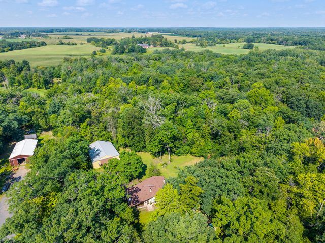 32350 Cedar Crest Trail NE, North Branch, MN 55056