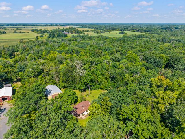 32350 Cedar Crest Trail NE, North Branch, MN 55056