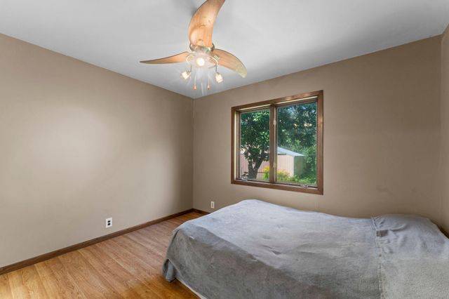 32350 Cedar Crest Trail NE, North Branch, MN 55056