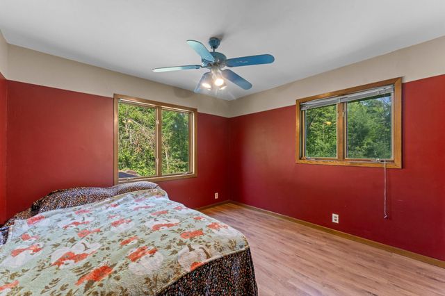 32350 Cedar Crest Trail NE, North Branch, MN 55056