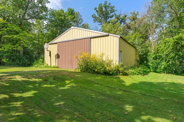 32350 Cedar Crest Trail NE, North Branch, MN 55056