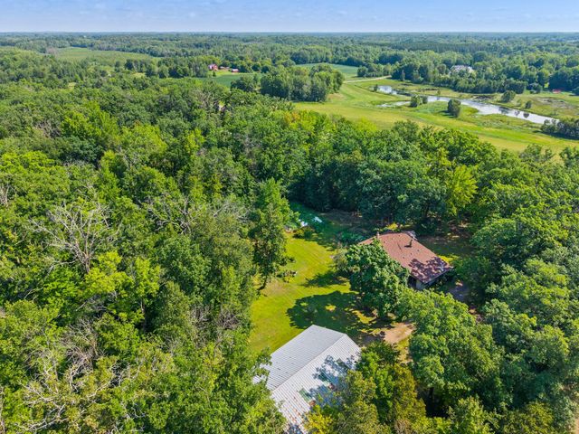 32350 Cedar Crest Trail NE, North Branch, MN 55056