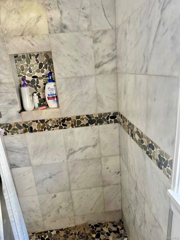 359 Wellwood Drive, Shirley, NY 11967