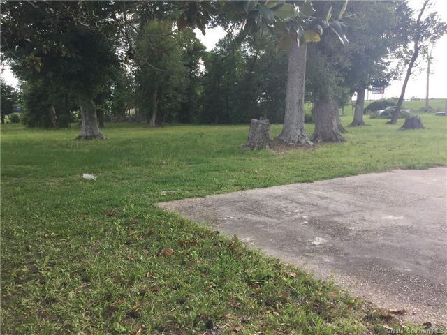1802 E Prien Lake Road, Lake Charles, LA 70601