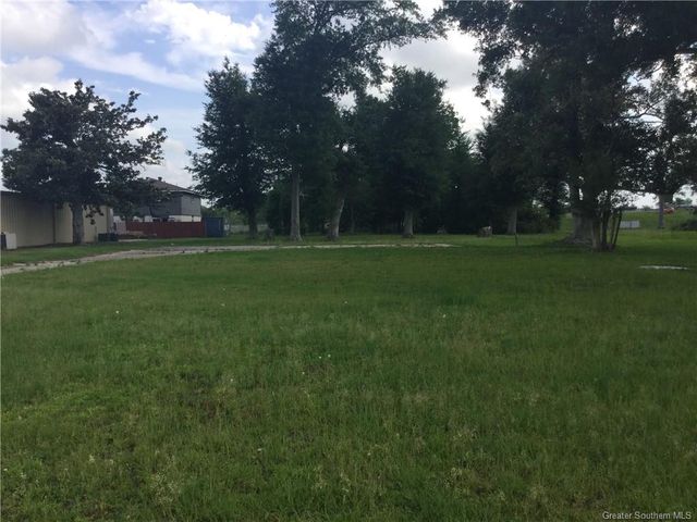 1802 E Prien Lake Road, Lake Charles, LA 70601