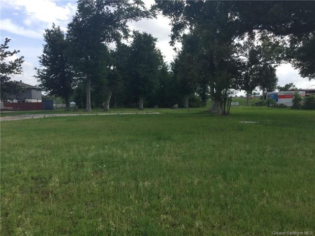 1802 E Prien Lake Road, Lake Charles, LA 70601