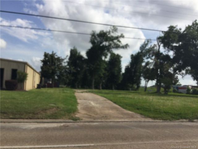 1802 E Prien Lake Road, Lake Charles, LA 70601
