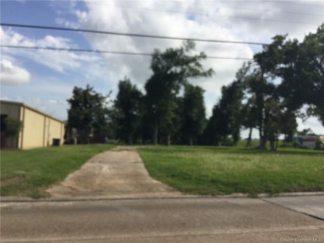 1802 E Prien Lake Road, Lake Charles, LA 70601