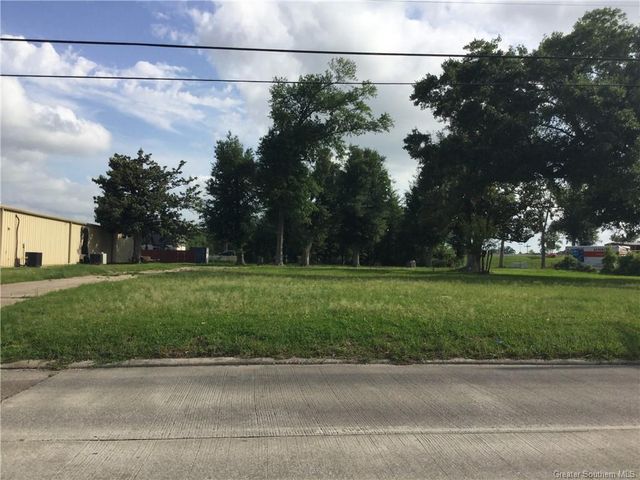 1802 E Prien Lake Road, Lake Charles, LA 70601