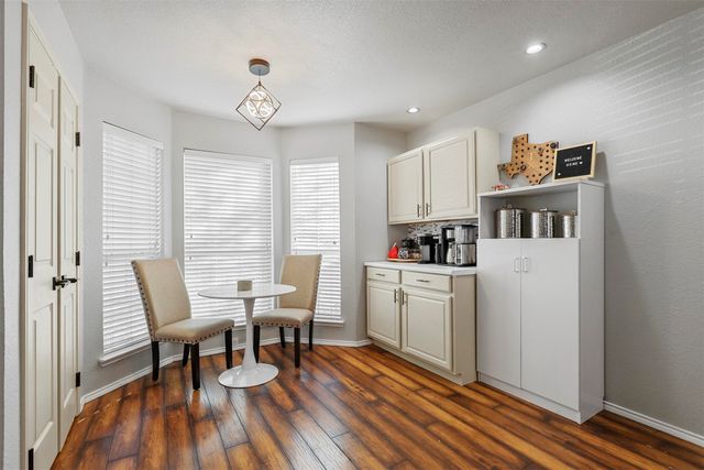 1352 Meadowbrook Lane, Crowley, TX 76036