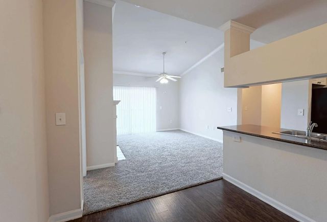 10505 S I-35 Frontage Road 2432, Austin, TX 78747