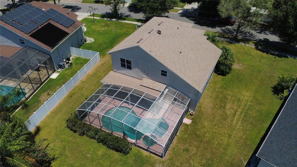 Image 17 of property listing at 2414 HURON CIRCLE, Kissimmee, FL 34746