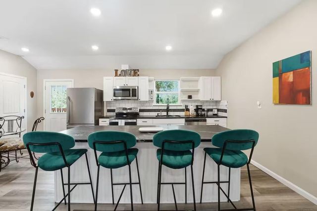 201 Winfield Thicket RD, Bastrop, TX 78602