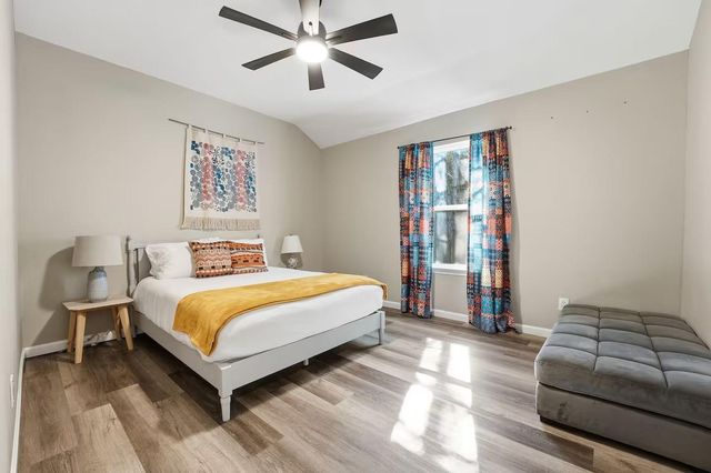 201 Winfield Thicket RD, Bastrop, TX 78602