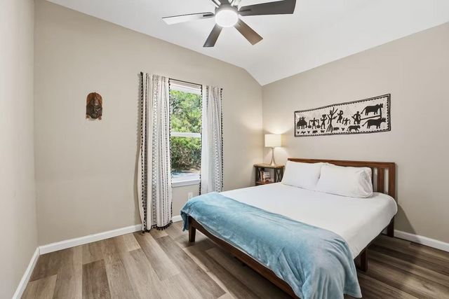 201 Winfield Thicket RD, Bastrop, TX 78602