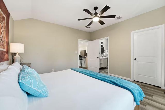 201 Winfield Thicket RD, Bastrop, TX 78602