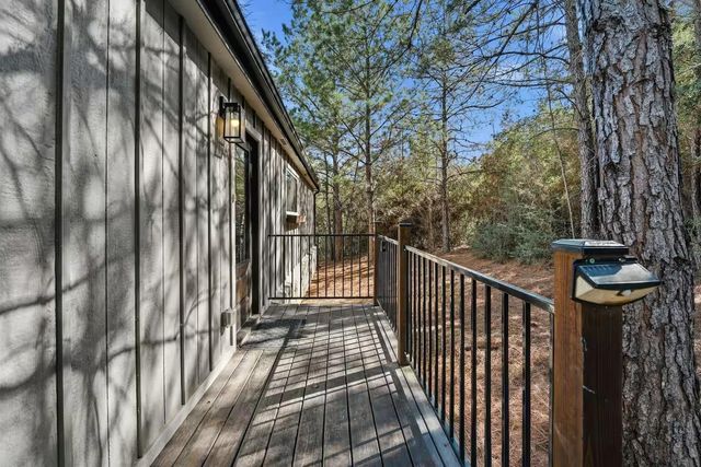 201 Winfield Thicket RD, Bastrop, TX 78602