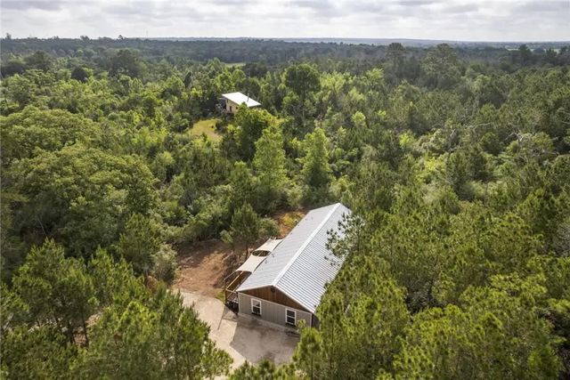 201 Winfield Thicket RD, Bastrop, TX 78602