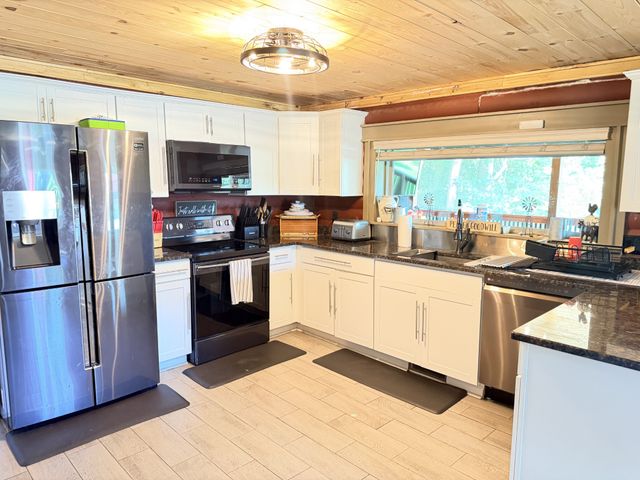 3021 Nicole Rd, Clarksville, TN 37040