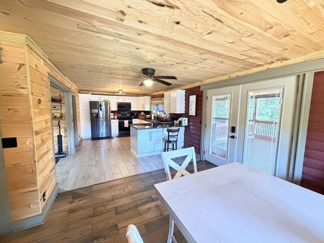 3021 Nicole Rd, Clarksville, TN 37040