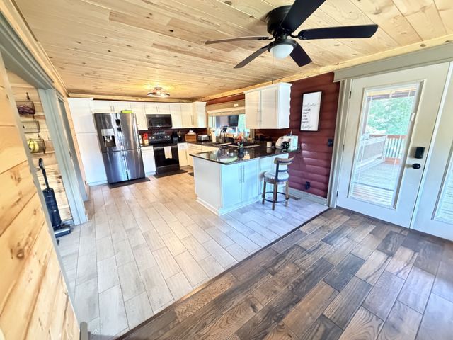 3021 Nicole Rd, Clarksville, TN 37040