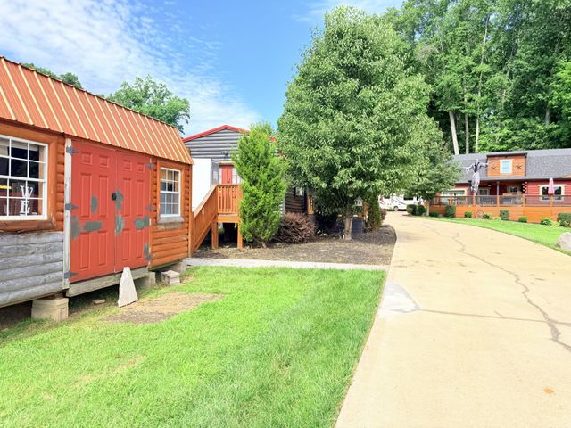 3021 Nicole Rd, Clarksville, TN 37040