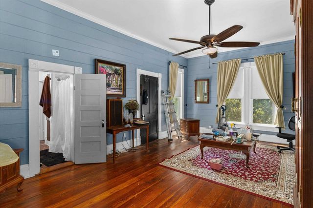 900 E Fannin, Marshall, TX 75670