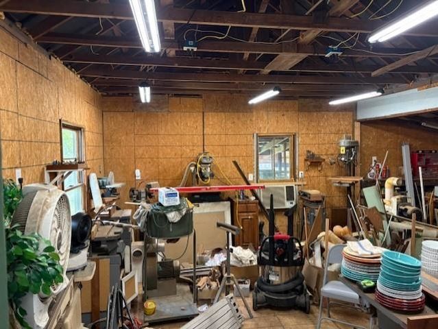 900 E Fannin, Marshall, TX 75670