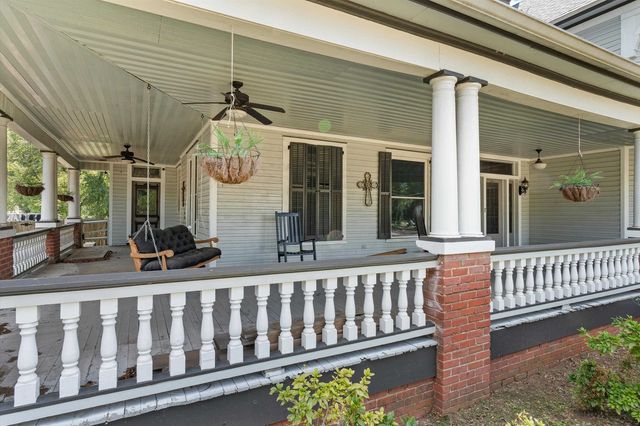 900 E Fannin, Marshall, TX 75670