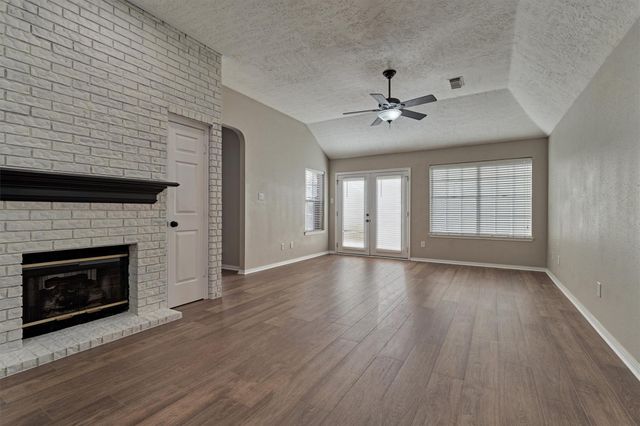 15419 Redbud Leaf Lane, Cypress, TX 77433