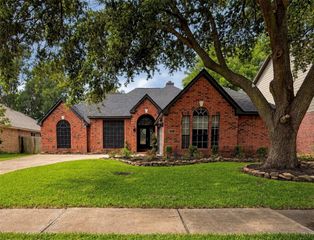 15419 Redbud Leaf Lane, Cypress, TX 77433