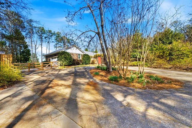 114 Sourwood Drive, Pine Mountain, GA 31822