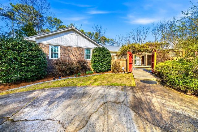 114 Sourwood Drive, Pine Mountain, GA 31822
