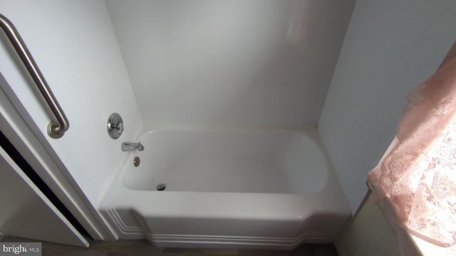 1006 MAPLE AVE, Sharon Hill, PA 19079