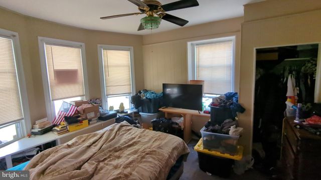 1006 MAPLE AVE, Sharon Hill, PA 19079