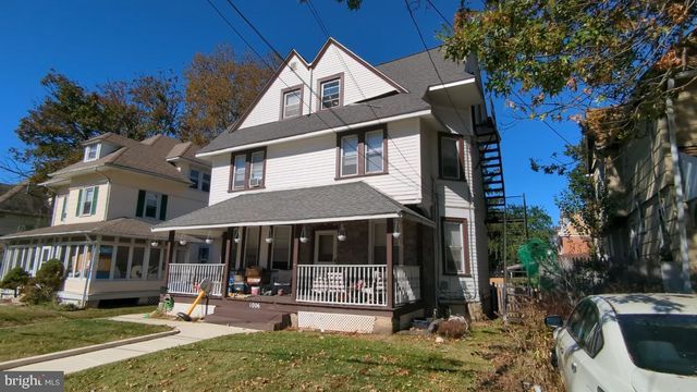 1006 MAPLE AVE, Sharon Hill, PA 19079