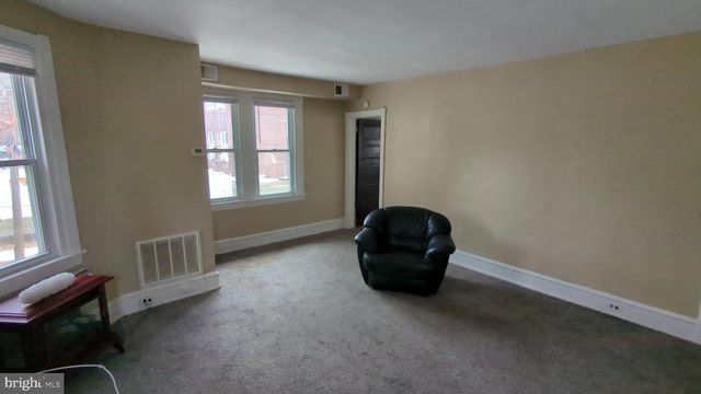 1006 MAPLE AVE, Sharon Hill, PA 19079