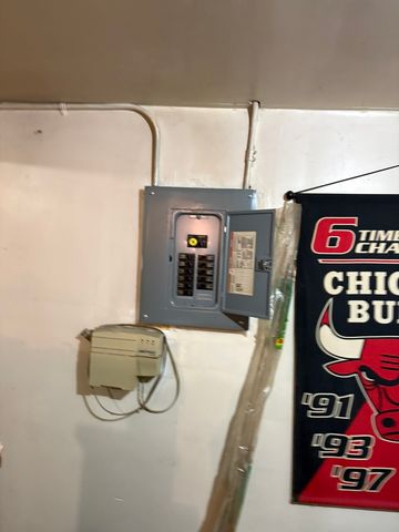 2016 W 52nd Street, Chicago, IL 60609