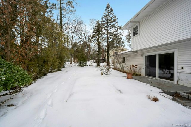 84 Palmer Avenue, Scarsdale, NY 10583