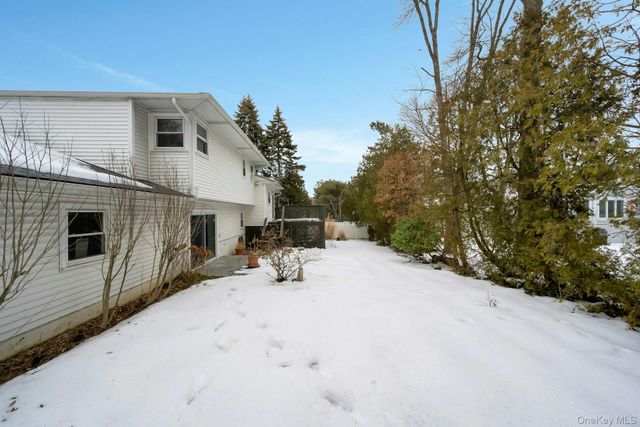 84 Palmer Avenue, Scarsdale, NY 10583