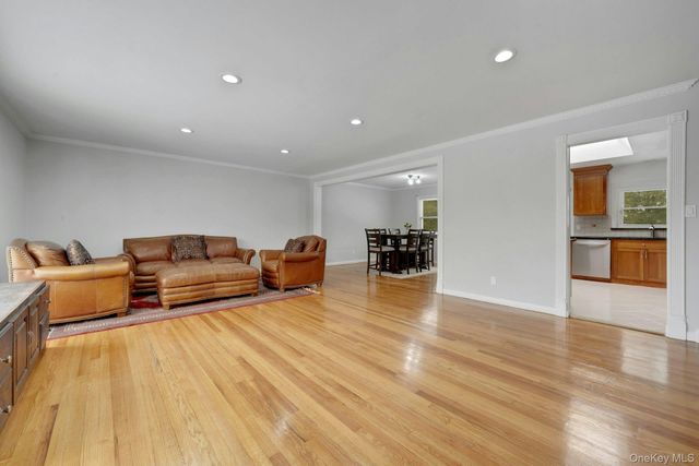 84 Palmer Avenue, Scarsdale, NY 10583