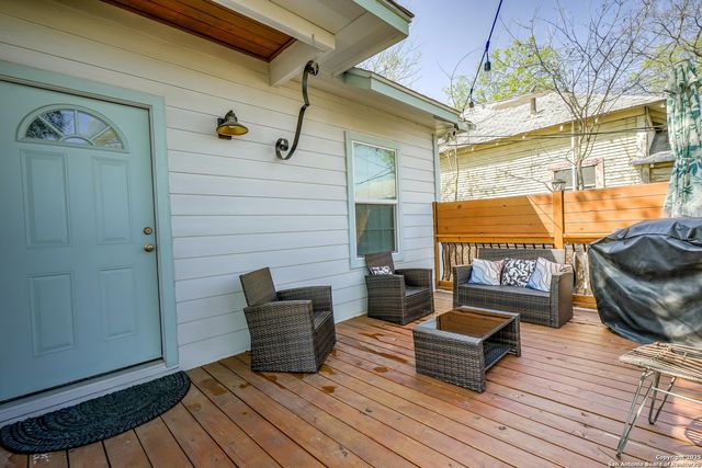 1503 Edison Dr, San Antonio, TX 78201