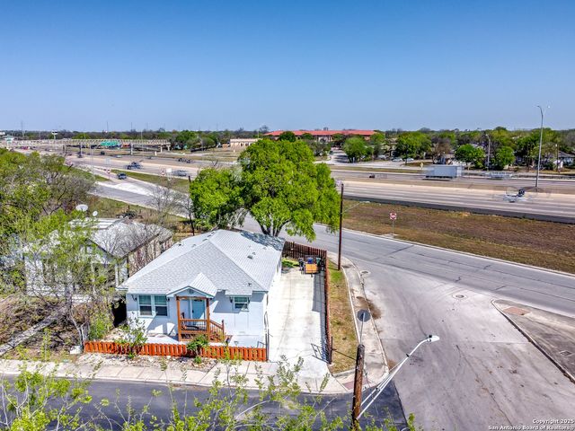 1503 Edison Dr, San Antonio, TX 78201