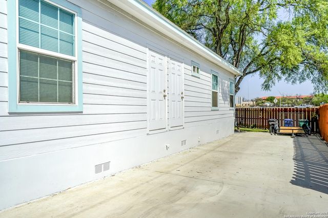 1503 Edison Dr, San Antonio, TX 78201