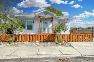 1503 Edison Dr, San Antonio, TX 78201