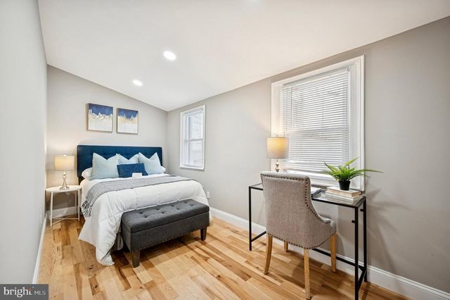 503 E WALNUT LN, Philadelphia, PA 19144