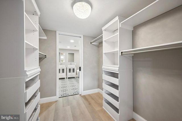 503 E WALNUT LN, Philadelphia, PA 19144