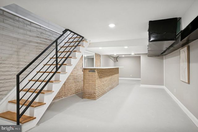 503 E WALNUT LN, Philadelphia, PA 19144