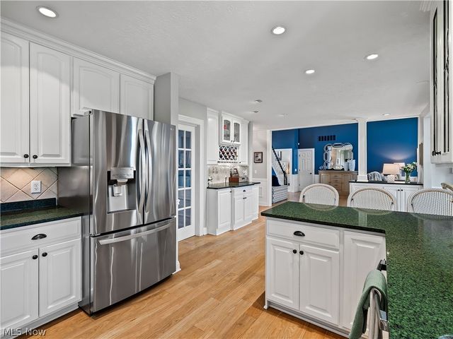 4534 Bellerive Court, Avon, OH 44011