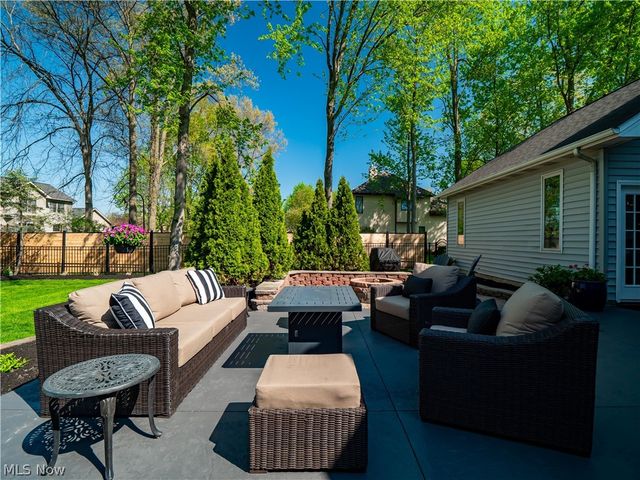 4534 Bellerive Court, Avon, OH 44011